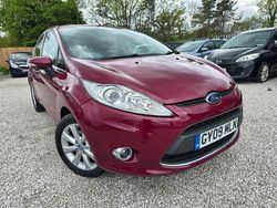 Red Used 2009 Ford Fiesta Zetec Hatchback | £2,195 (Fair price)