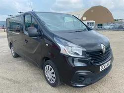 Black Used 2015 Renault Trafic Business Van | £5,995 (Fair price)