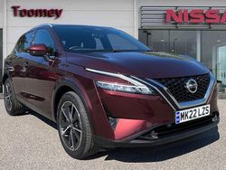 Red Used 2022 Nissan Qashqai Tekna SUV | £22,495 (A bit pricey)