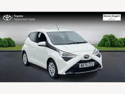 White Used 2020 Toyota Aygo X-play Hatchback | £9,294 (Fair price)