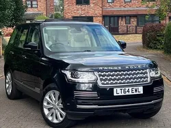 Black Used 2014 Land Rover Range Rover Vogue SE SUV | £10,795 (Fair price)