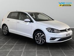 White Used 2020 VW Golf VII Edition Hatchback | £14,795 (Good price)