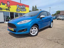 Blue Used 2017 Ford Fiesta Zetec Hatchback | £6,495 (Fair price)