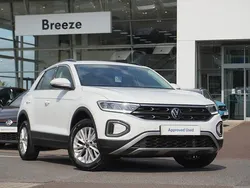 Used 2025 VW T-Roc Life SUV | £21,490 (Fair price)