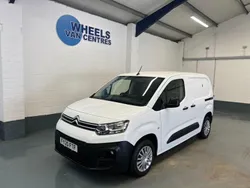 White Used 2020 Citroën Berlingo MPV | £10,190 (Good price)