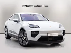 Grey Used 2025 Porsche Macan SUV | £67,950 (Good price)