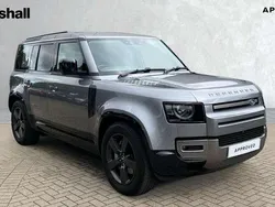 Metallic eiger grey Used 2024 Land Rover Defender HSE Dynamic SUV | £68,165 (Fair price)