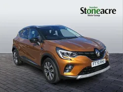 Orange/black Used 2020 Renault Captur Version S SUV | £13,495 (Fair price)