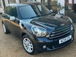 Black Used 2015 Mini Cooper Countryman SUV | £7,598 (Fair price)