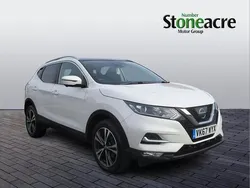 White Used 2017 Nissan Qashqai N-Connecta SUV | £11,995 (A bit pricey)