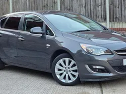 Used 2015 Vauxhall Astra Elite Hatchback | £7,999 (Fair price)