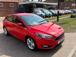 Red Used 2015 Ford Focus Zetec Hatchback | £6,495 (Good price)