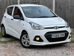 White Used 2015 Hyundai i10 Hatchback | £3,850 (Fair price)