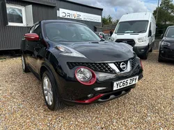 Black Used 2015 Nissan Juke N-Connecta SUV | £5,998 (Fair price)