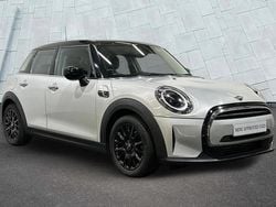 Silver Used 2021 Mini Cooper Classic Hatchback | £17,700 (Fair price)