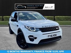 White Used 2016 Land Rover Discovery Sport HSE SUV | £10,995 (Fair price)