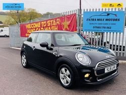 Black Used 2015 Mini ONE Hatch Hatchback | £6,495 (Fair price)