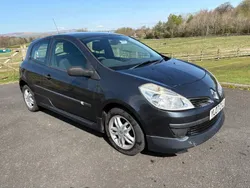 Grey Used 2007 Renault Clio II Extreme Hatchback | £1,993 (A bit pricey)