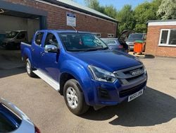 Blue Used 2019 Isuzu D-Max Pickup | £11,246 (Fair price)