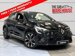 Black Used 2022 Renault Clio V SE Hatchback | £13,199 (Fair price)