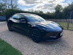 Black Used 2024 Tesla Model 3 RWD Sedan | £28,450 (Expensive)