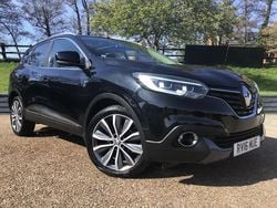 Black Used 2016 Renault Kadjar Signature SUV | £6,490 (Expensive)