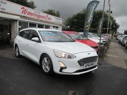 White Used 2019 Ford Focus Zetec Estate | £4,995 (Good price)