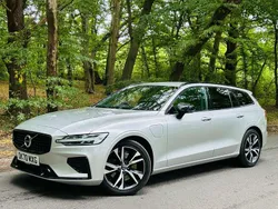 Silver Used 2020 Volvo V60 R-Design Estate | £15,324 (Super price)