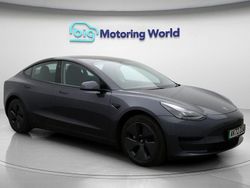 Grey Used 2022 Tesla Model 3 RWD Sedan | £21,500 (Fair price)