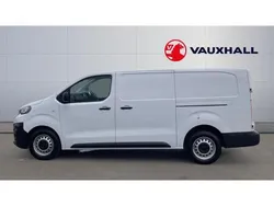 White Used 2023 Peugeot Expert Premium Van | £14,995 (Fair price)