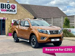 Yellow Used 2021 Nissan Navara Tekna Pickup | £14,494 (Fair price)