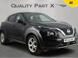 Black Used 2022 Nissan Juke N-Connecta SUV | £10,399 (Good price)