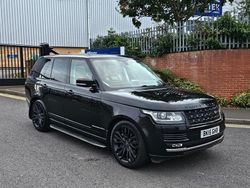 Black Used 2015 Land Rover Range Rover Vogue SUV | £10,295 (Fair price)