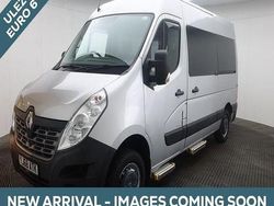 Grey Used 2018 Renault Master MPV | £21,945