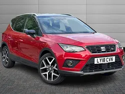 Desire red with grey roof Used 2018 Seat Arona FR Sport SUV | £10,595 (Fair price)