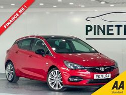 Red Used 2021 Vauxhall Astra Edition Hatchback | £11,399 (Fair price)