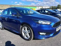 Blue Used 2015 Ford Focus Zetec Hatchback | £5,695 (Fair price)