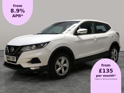 White Used 2018 Nissan Qashqai Acenta Premium SUV | £10,400 (Fair price)