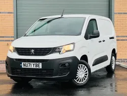 White Used 2021 Peugeot Partner Premium MPV | £6,195 (Good price)