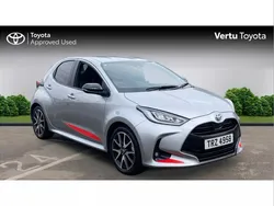 Silver Used 2022 Toyota Yaris Hybrid Hatchback | £16,250 (Fair price)
