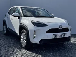 White Used 2023 Toyota Yaris Cross SUV | £16,695 (Good price)