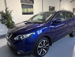 Blue Used 2015 Nissan Qashqai Tekna SUV | £6,495 (Fair price)