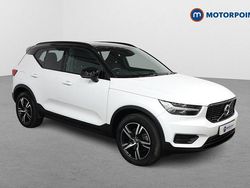 White Used 2021 Volvo XC40 R-Design SUV | £25,449 (Fair price)