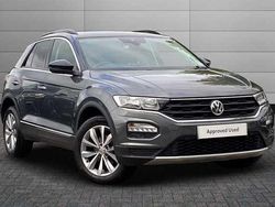 Indium grey with black roof Used 2020 VW T-Roc Design SUV | £15,650 (Fair price)