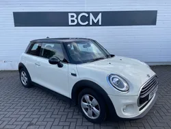 White Used 2018 Mini Cooper Hatch Hatchback | £7,000 (Fair price)