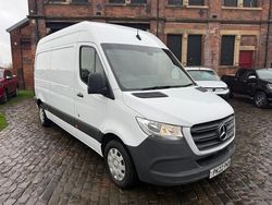 White Used 2022 Mercedes Sprinter Premium Van | £12,000 (Fair price)
