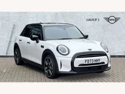 White Used 2023 Mini Cooper Exclusive Hatchback | £22,595 (Fair price)
