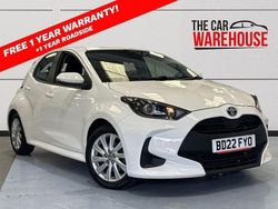 White Used 2022 Toyota Yaris Hybrid Hatchback | £13,999 (Super price)