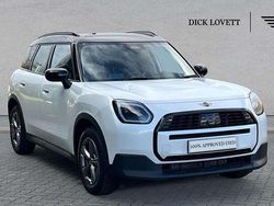 White Used 2024 Mini Countryman Classic SUV | £26,995 (Fair price)
