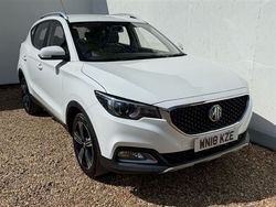 White Used 2018 MG ZS Exclusive Sedan | £8,290 (Fair price)